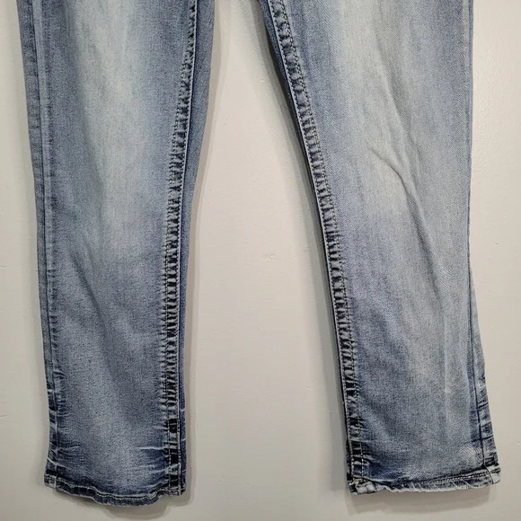 True Luck Men's Miles Straight Distressed Jeans Size 30/30 Casual Acid Wash - Picture 5 of 13